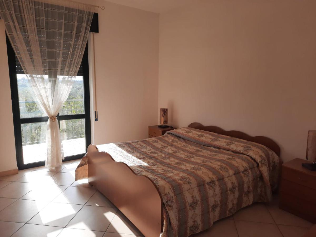 La Rosa Dei Venti Apartments Еболі Екстер'єр фото
