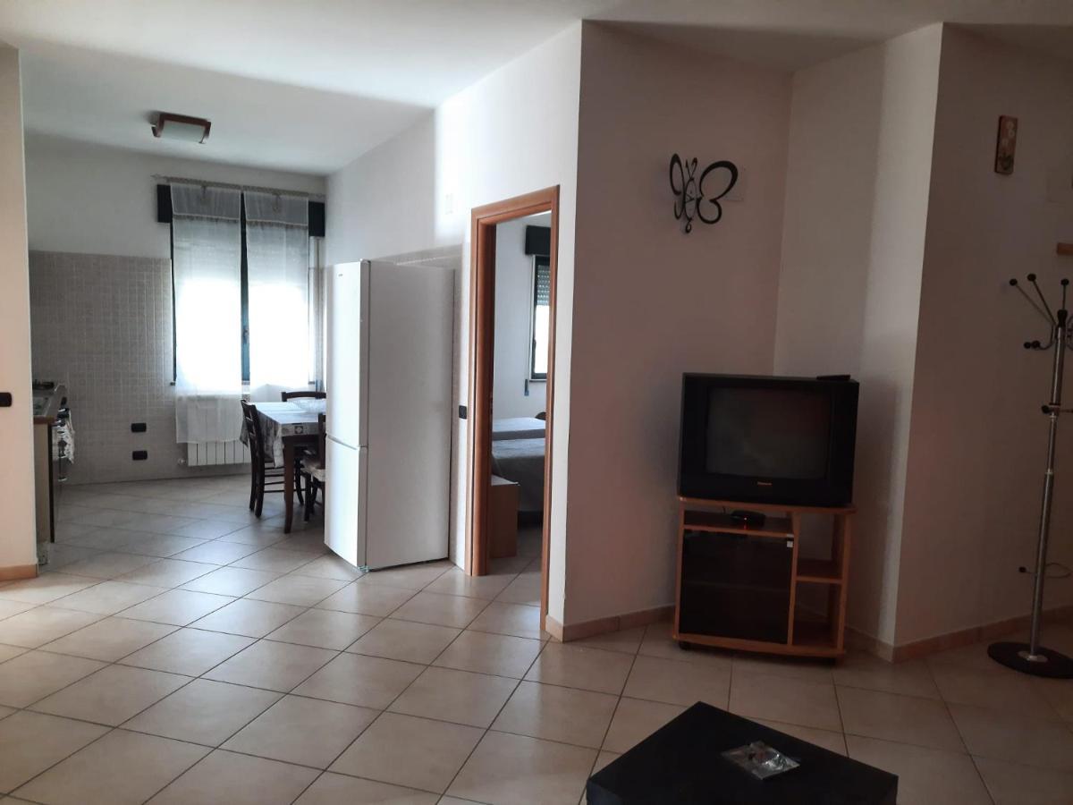 La Rosa Dei Venti Apartments Еболі Екстер'єр фото